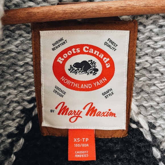 Mary maxim X Roots Cowichan Sweater - Picture 3 of 3